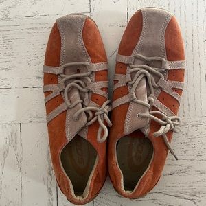 SODA tennis shoes. Barely worn.